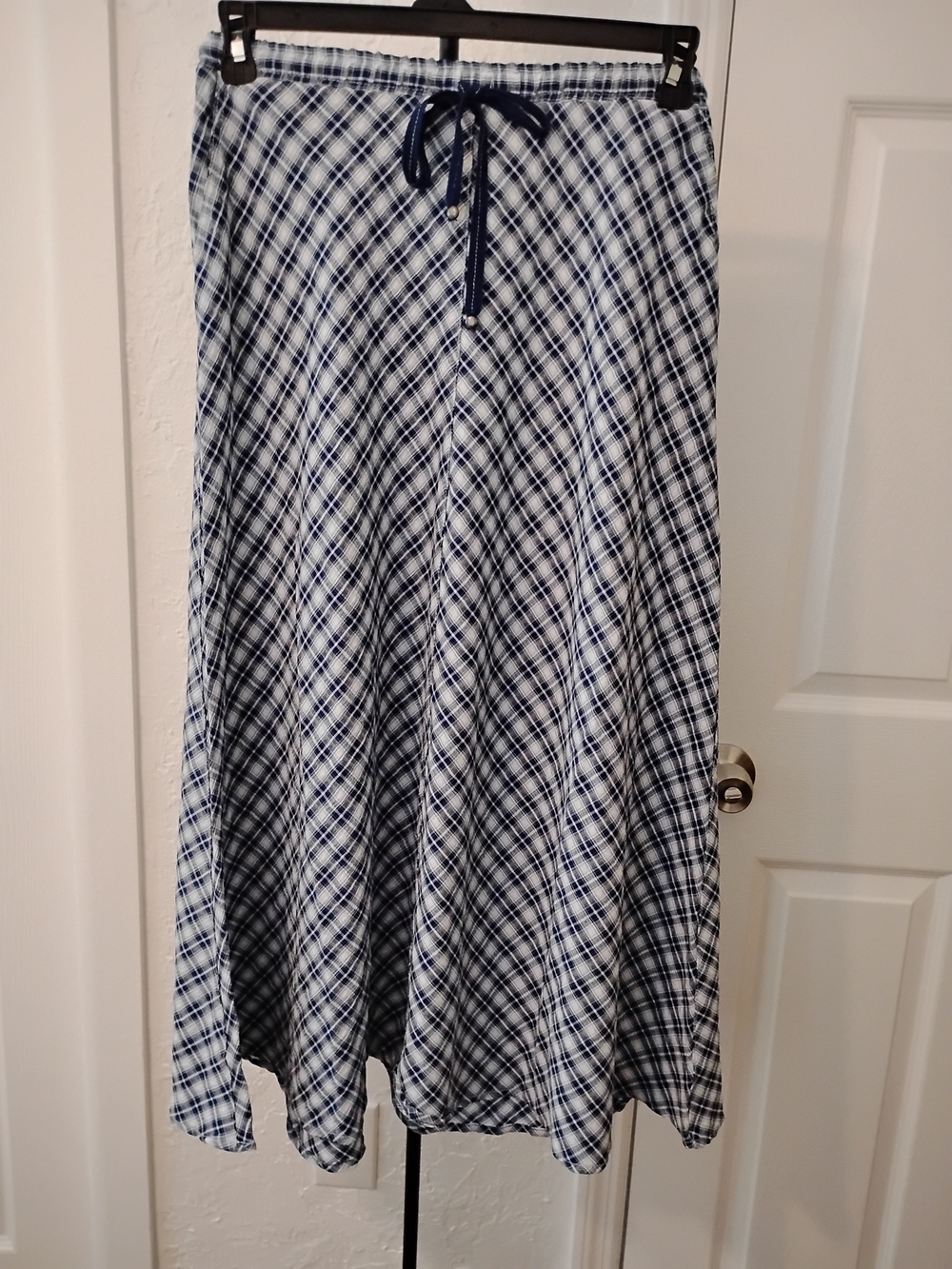 Max Studio Navy and White Plaid Drawstring Maxi Skirt Size XS MSRP $148